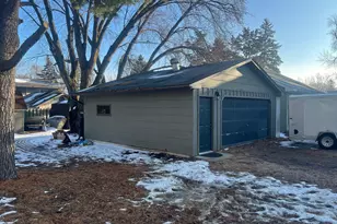 423 E 2nd St, Litchfield, MN 55355 - Photo 23