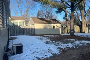 423 E 2nd St, Litchfield, MN 55355 - Photo 21