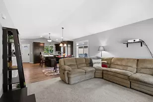 1233 Fern St S, Cambridge, MN 55008 - Photo 3