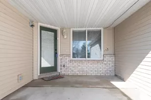 905 Serenity Cir, Norwood Young America, MN 55397 - Photo 3