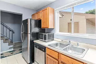 10658 Hummingbird St NW, Coon Rapids, MN 55433 - Photo 5