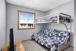 4465 Clover Ln, Eagan, MN 55122 - Photo 11