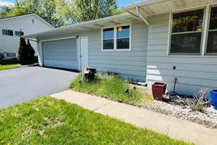 7447 Cloman Way, Inver Grove Heights, MN 55076 - Photo 3