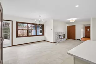 8328 Johnson Cir, Bloomington, MN 55437 - Photo 7