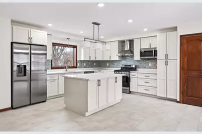 8328 Johnson Circle, Bloomington, MN 55437 - Photo 5