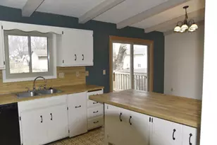 242 Stephen Ct, Chaska, MN 55318 - Photo 7