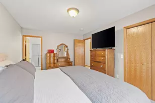 2218 Chase Dr, Faribault, MN 55021 - Photo 25