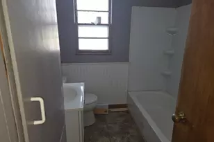 918 Plainview Ln, Albert Lea, MN 56007 - Photo 9