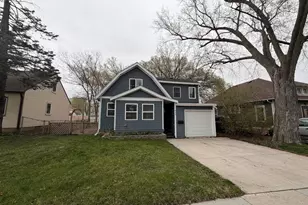 925 11th St SE, Rochester, MN 55904 - Photo 1