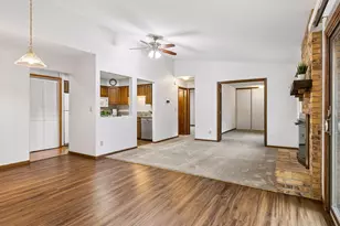 7101 Robinwood, Woodbury, MN 55125 - Photo 5