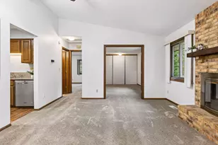 7101 Robinwood, Woodbury, MN 55125 - Photo 11