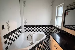 850 E 4th St, Winona, MN 55987 - Photo 11