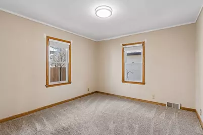 320 9th Avenue N, South Saint Paul, MN 55075 - Photo 15