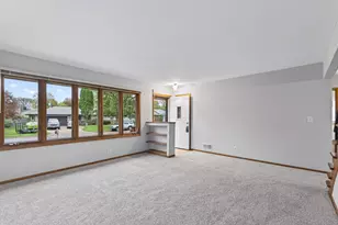 436 21st Ave S, South Saint Paul, MN 55075 - Photo 3
