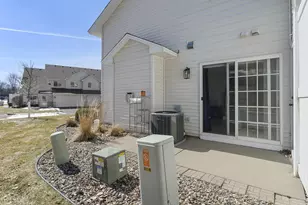 8706 Quarry Ridge Ln, Woodbury, MN 55125 - Photo 41