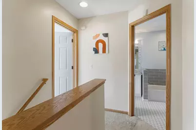 8706 Quarry Ridge Lane #D, Woodbury, MN 55125 - Photo 21