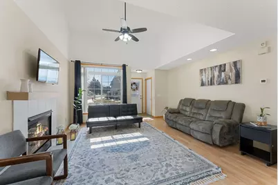 8706 Quarry Ridge Lane #D, Woodbury, MN 55125 - Photo 5