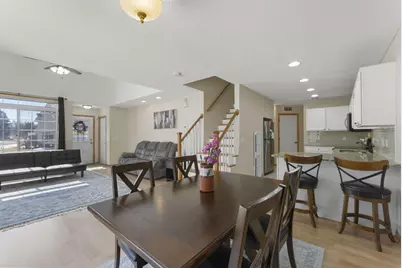 8706 Quarry Ridge Lane #D, Woodbury, MN 55125 - Photo 9