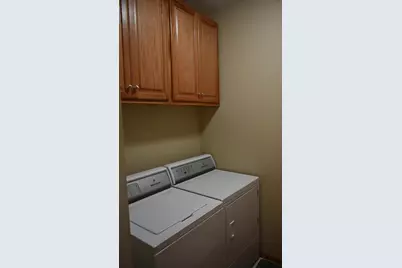 10726 Lyndale Bluffs Trail, Bloomington, MN 55420 - Photo 27