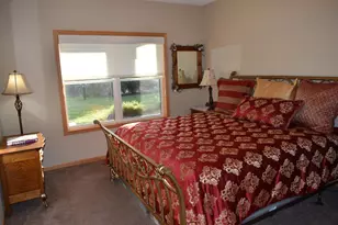 10726 Lyndale Bluffs Trail, Bloomington, MN 55420 - Photo 35