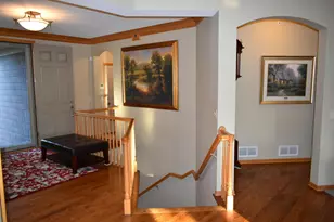 10726 Lyndale Bluffs Trail, Bloomington, MN 55420 - Photo 29