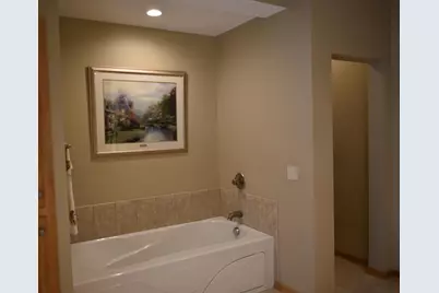 10726 Lyndale Bluffs Trail, Bloomington, MN 55420 - Photo 21