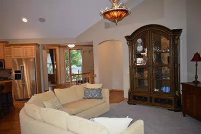 10726 Lyndale Bluffs Trail, Bloomington, MN 55420 - Photo 7