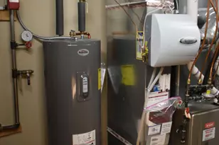 10726 Lyndale Bluffs Trail, Bloomington, MN 55420 - Photo 37