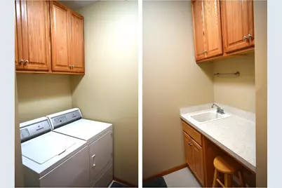 10726 Lyndale Bluffs Trail, Bloomington, MN 55420 - Photo 21