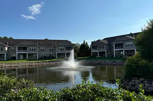 10726 Lyndale Bluffs Trail, Bloomington, MN 55420 - Photo 9