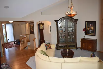 10726 Lyndale Bluffs Trail, Bloomington, MN 55420 - Photo 11