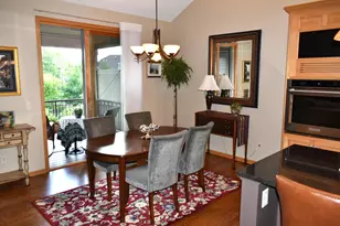 10726 Lyndale Bluffs Trail, Bloomington, MN 55420 - Photo 11