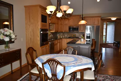 10726 Lyndale Bluffs Trail, Bloomington, MN 55420 - Photo 15