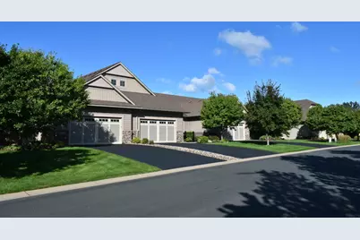 10726 Lyndale Bluffs Trail, Bloomington, MN 55420 - Photo 5