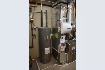 10726 Lyndale Bluffs Trail, Bloomington, MN 55420 - Photo 37