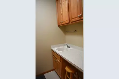 10726 Lyndale Bluffs Trail, Bloomington, MN 55420 - Photo 27