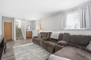 519 Sycamore Dr, New Richmond, WI 54017 - Photo 9