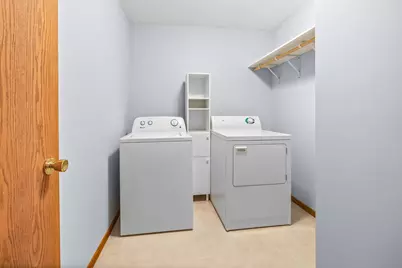 954 Conner Street, Chaska, MN 55318 - Photo 11