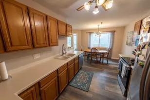 2550 Concord Way, Mendota Heights, MN 55120 - Photo 7