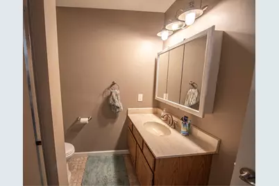 2550 Concord Way, Mendota Heights, MN 55120 - Photo 15