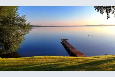 604 S Shore Drive, Detroit Lakes, MN 56501 - Photo 5