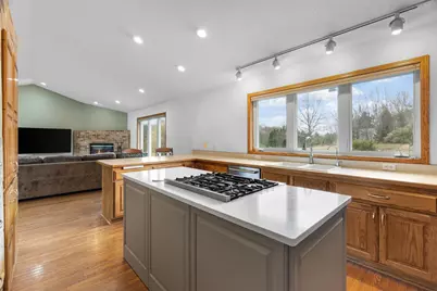 9675 Summit Place, Chaska, MN 55318 - Photo 39