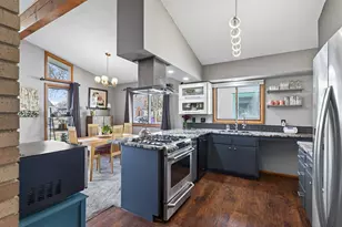 4038 Queen Ave N, Minneapolis, MN 55412 - Photo 5