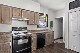 264 E 5th St, Red Wing, MN 55066 - Photo 9