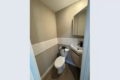 3557 Dupont Avenue N, Minneapolis, MN 55412 - Photo 9