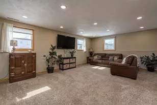 2712 E Main St, Mankato, MN 56001 - Photo 17