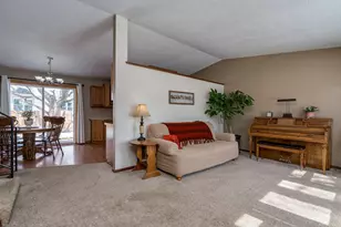 2712 E Main St, Mankato, MN 56001 - Photo 3