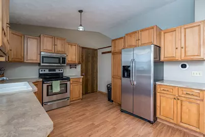 2712 E Main Street, Mankato, MN 56001 - Photo 9