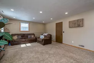 2712 E Main St, Mankato, MN 56001 - Photo 19