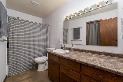 2712 E Main Street, Mankato, MN 56001 - Photo 17